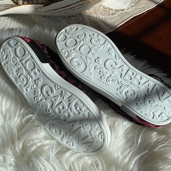 🌻DOLCE & GABBANA LEOPARD SNEAKERS🌻 - Picture 8 of 12